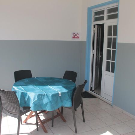 Lambano Studio Grand-Bourg  Esterno foto